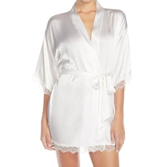 In Bloom by Jonquil "The Bride" Embroidered Lacy Robe Sz Small in Off White NWT - Picture 3 of 8